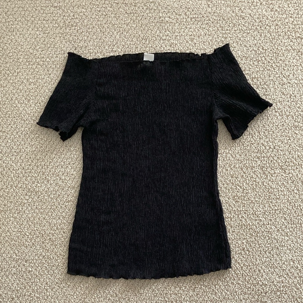 H&M Smocked Black Off-Shoulder Top Blouse Stretch Size Small Stretch Like New